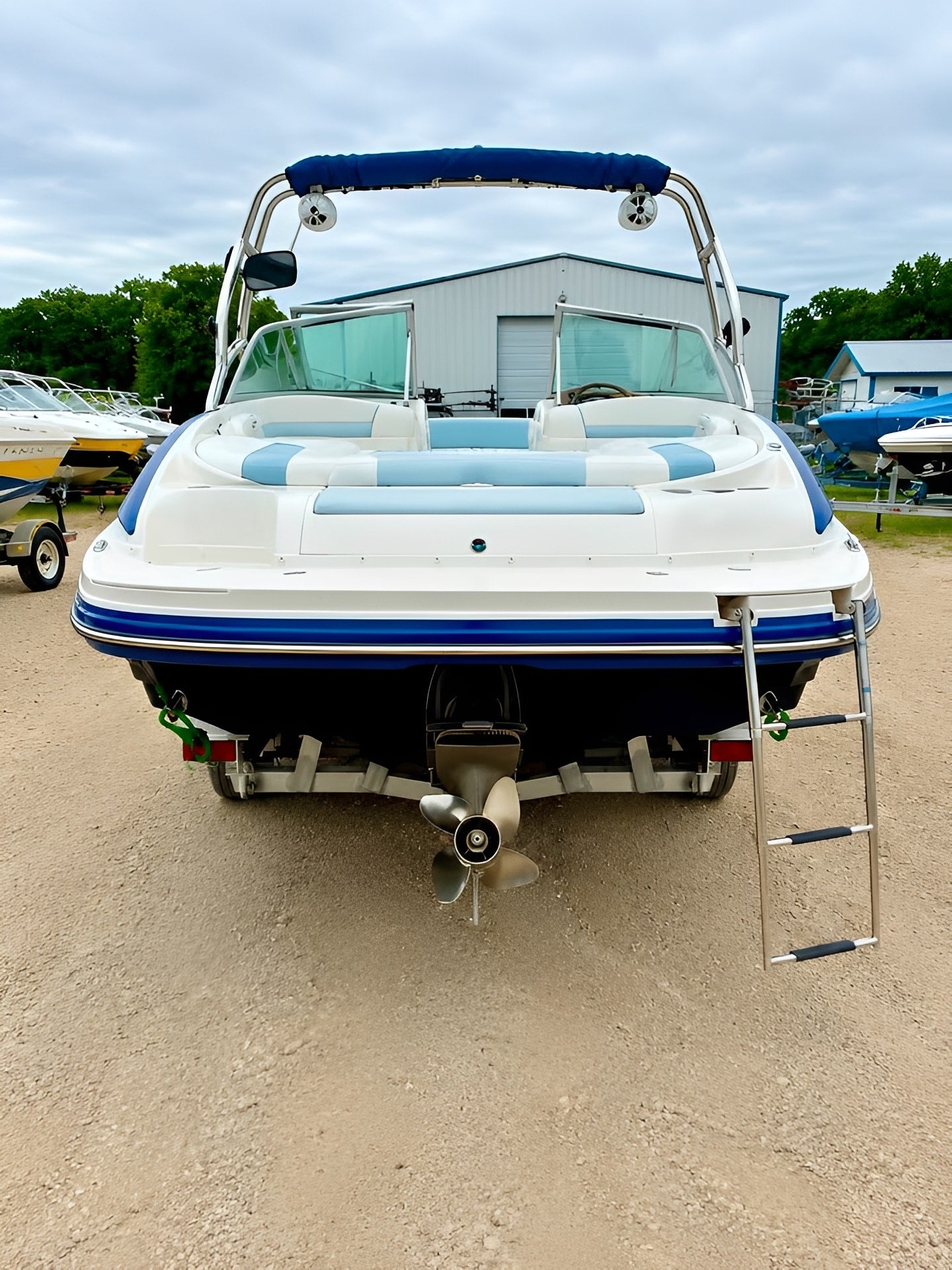 2007 Rinker 226 Captiva
