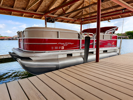 2016 Sun Tracker Party Barge 18 DLX