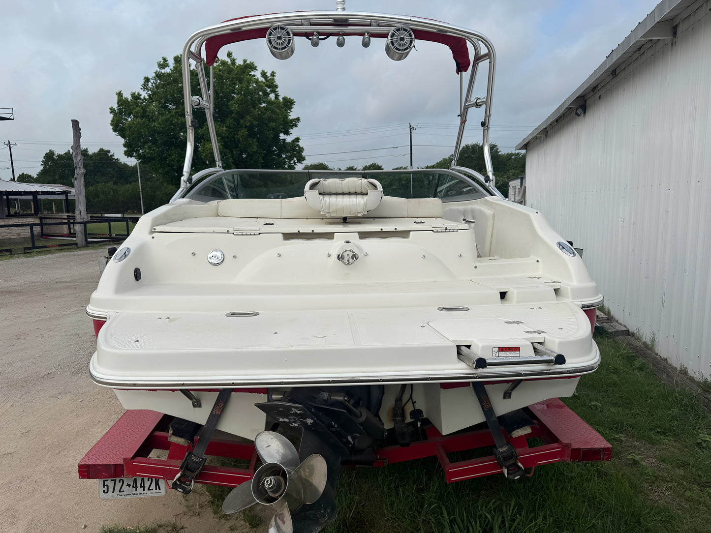 2006 Caravelle 207LS Fish & Ski