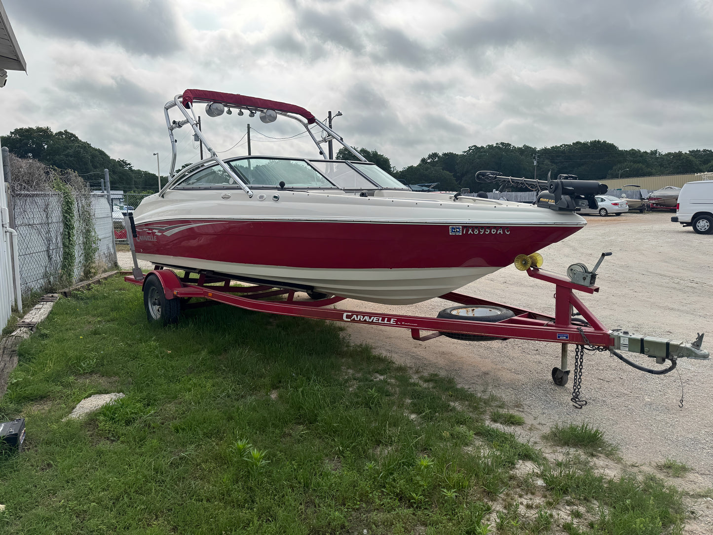 2006 Caravelle 207LS Fish & Ski