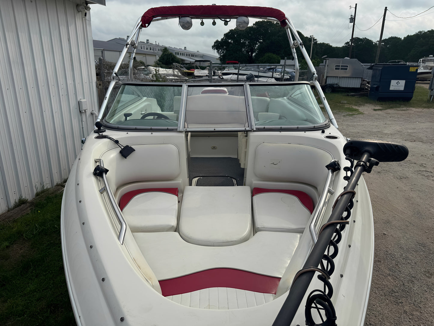 2006 Caravelle 207LS Fish & Ski