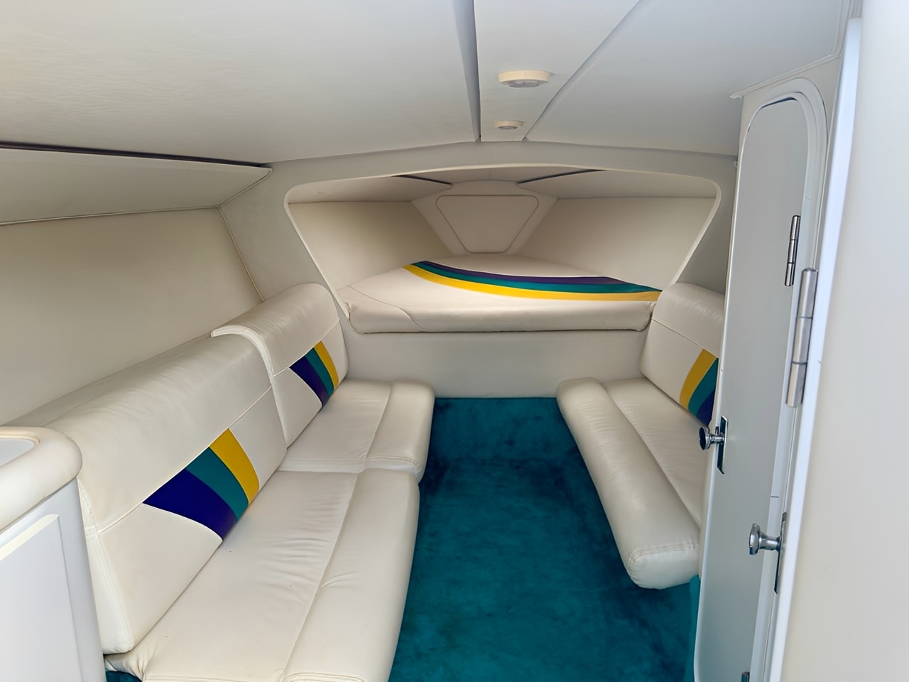 1995 Wellcraft 31 Scarab