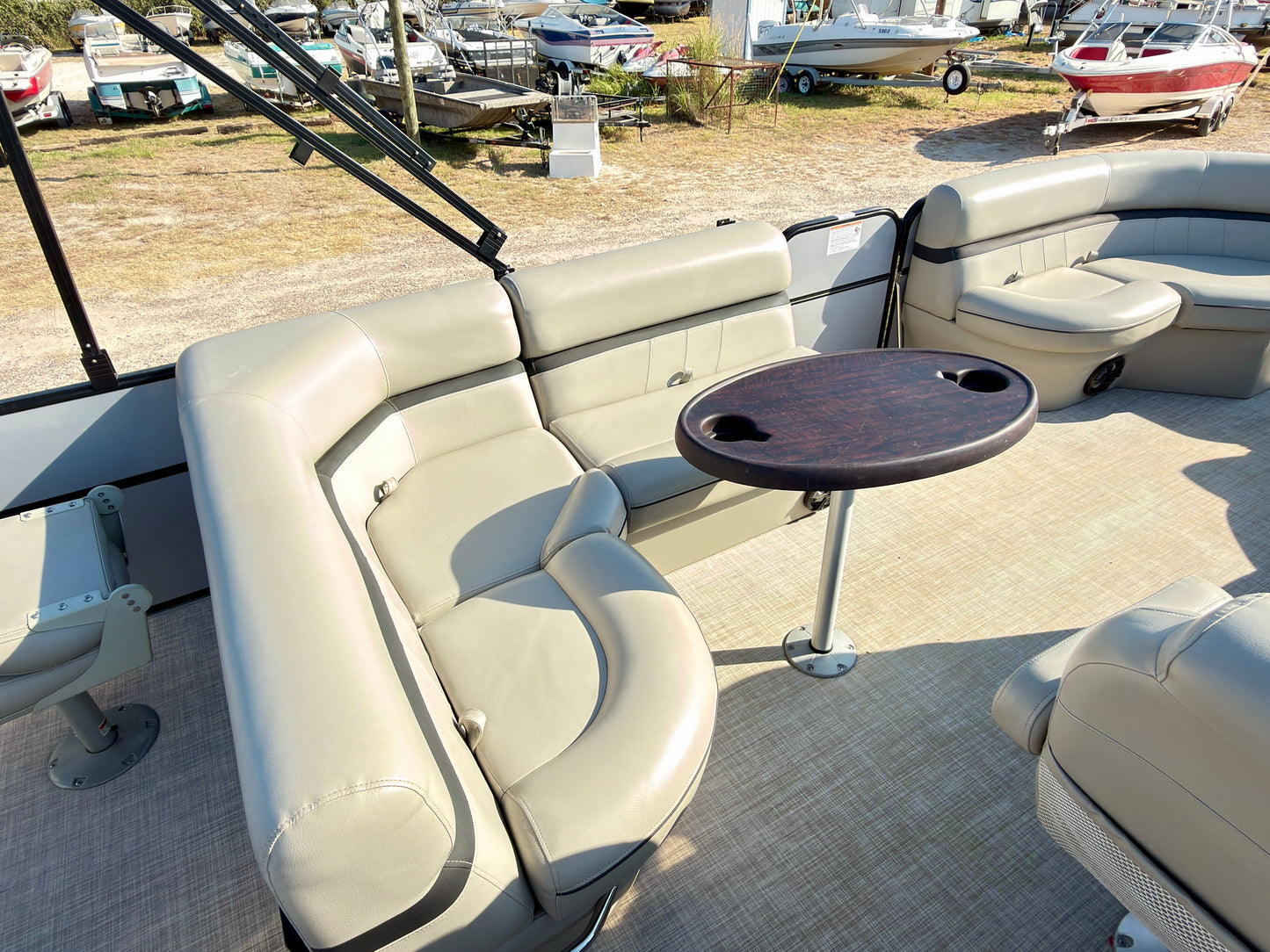 2020 South Bay 222FCR25