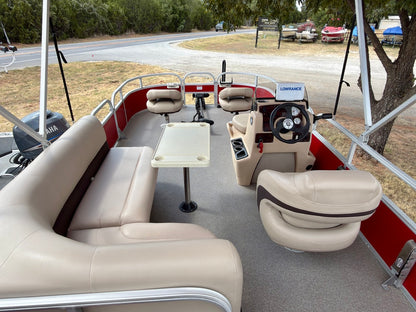 2017 Sun Tracker 18 DLX Bass Buggy